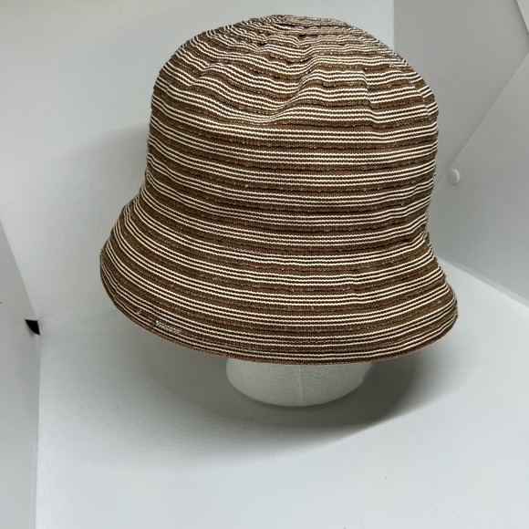 August bucket hat natural colors size OSFM - Picture 5 of 7